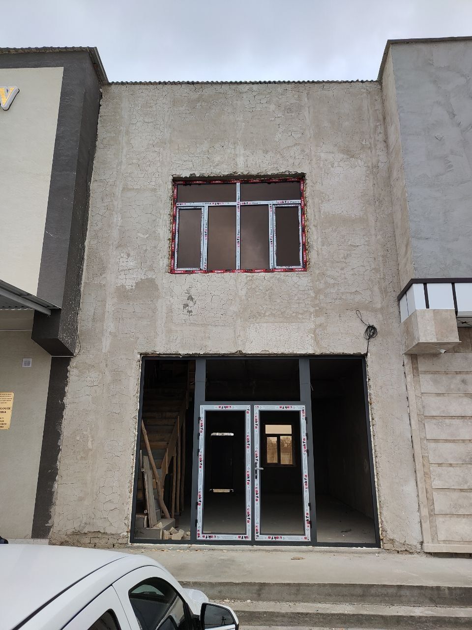 Срочно!!! Продается коммерческое помещение 162 м² (2 этажа)

Предлагае