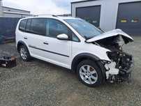 Dezmembrez VW Touran Cross motor 2.0 tdi CFHC cod culoare LB9A