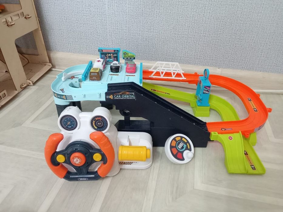 Трек для машинок