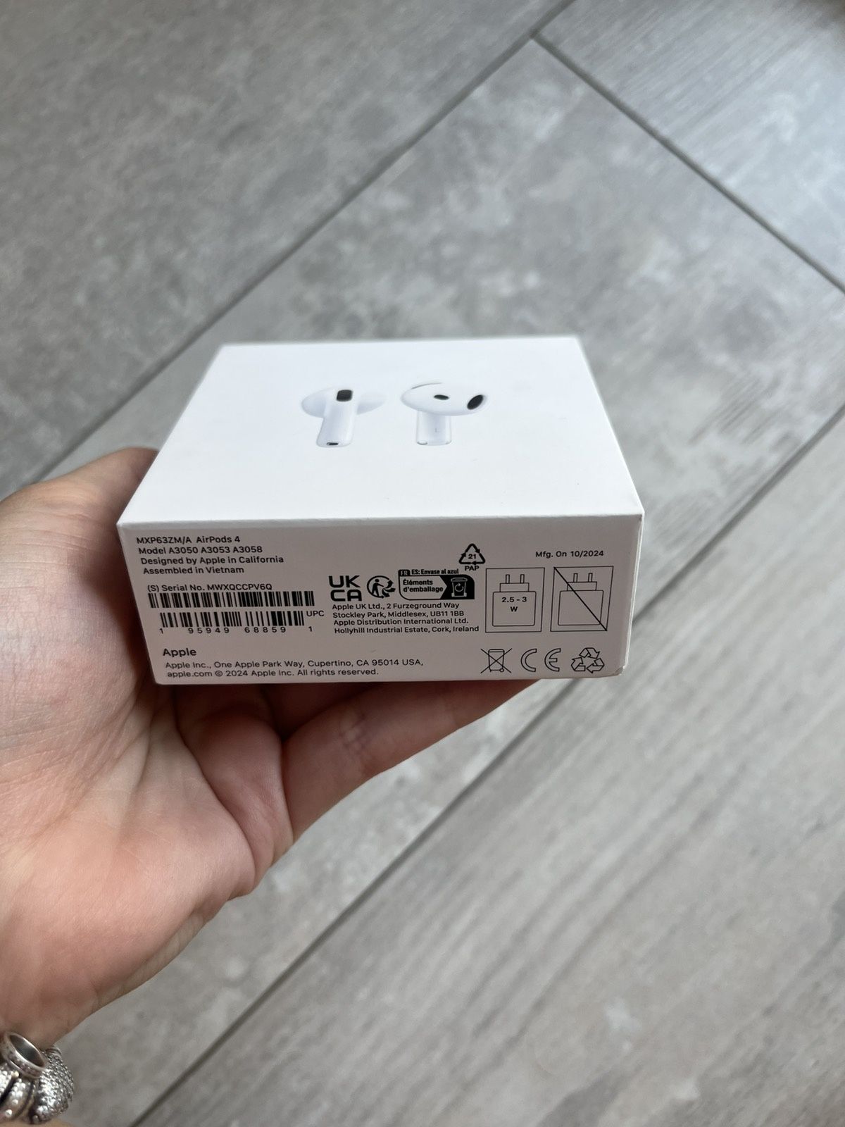 Apple Airpods 4 generation