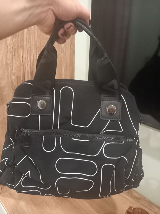 Екстравагантни чанти и раници