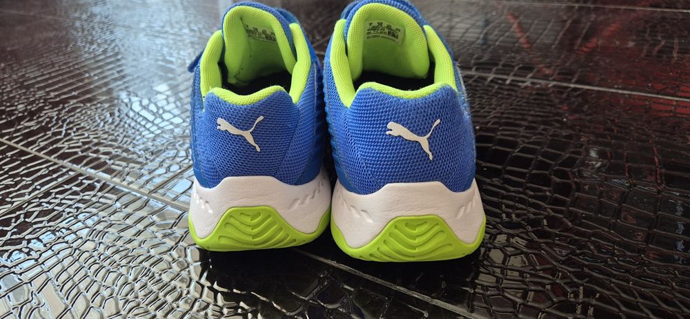 Маратонки Puma номер 38