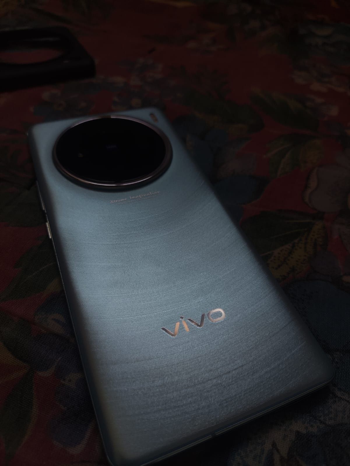 Продаю vivo x100