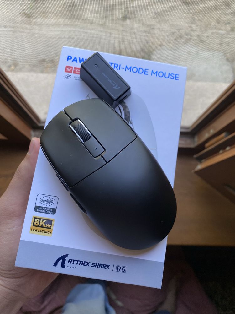 Attack Shark R6 anlog logitech superlight 2