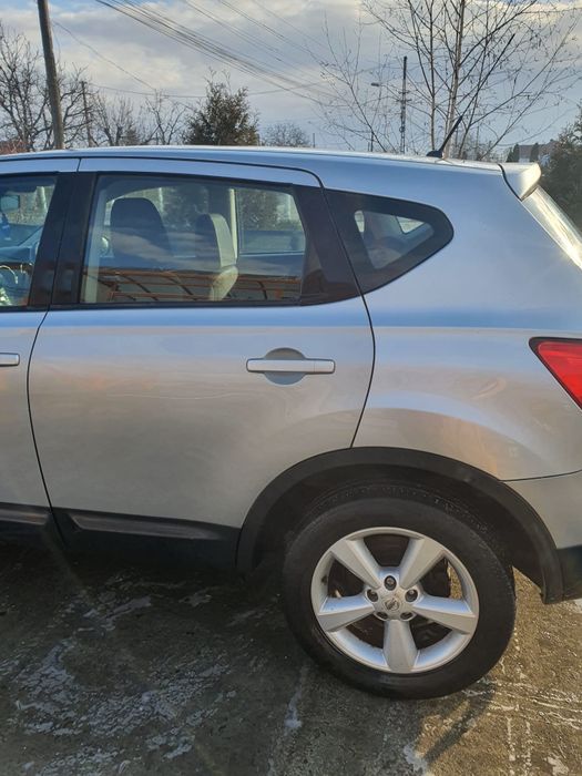 usa spate stanga - dreapta nissan qashqai an 2009