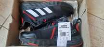 Продавам Adidas own the game  40 2/3