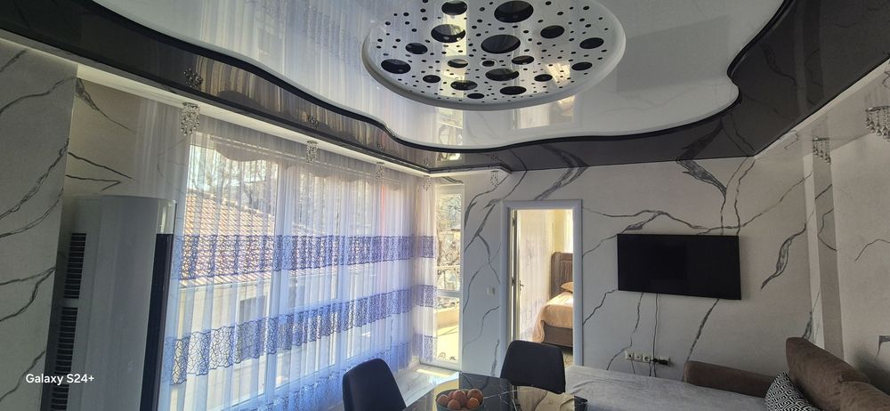 Продава се Двустаен апартамент в Варна, Аспарухово - 64 кв.м за 1797 €/кв.м - Снимка #1