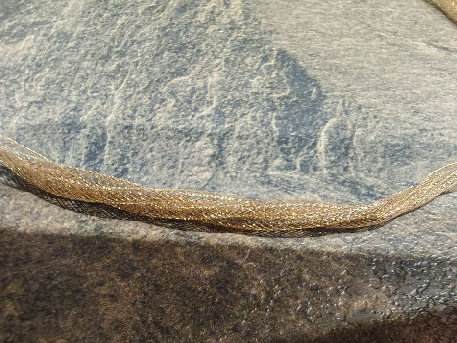 Продавам дамско   златно колие