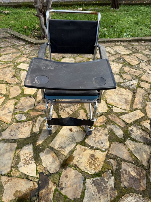 Инвалиден стол употребяван 2 бр
