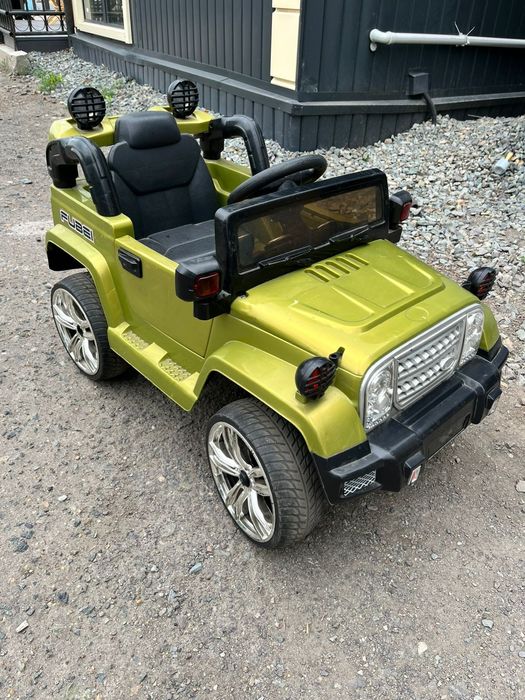 Продам детские электромашинка