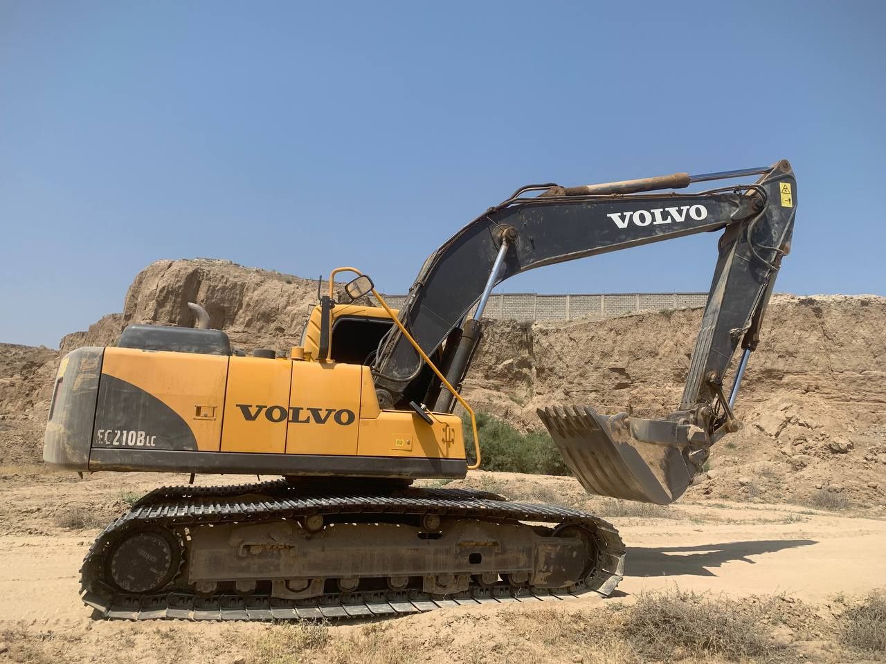 Экскаватор Volvo