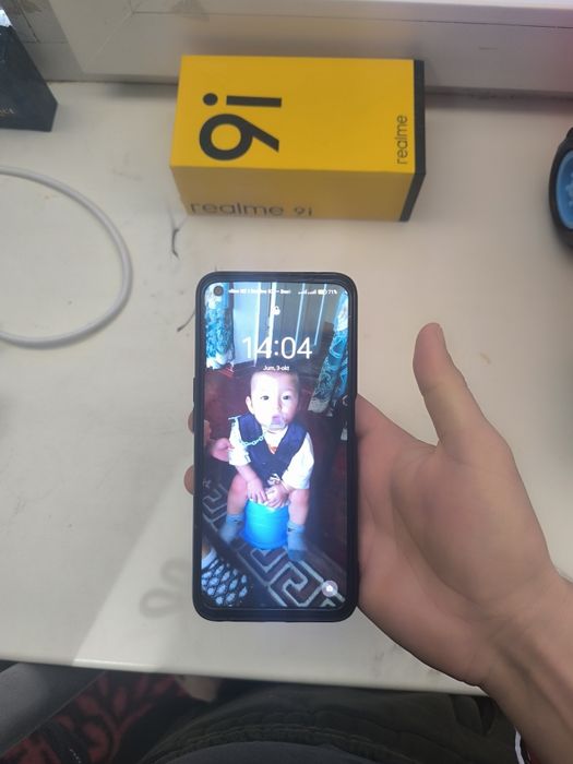 Смартфон Realmi 9i