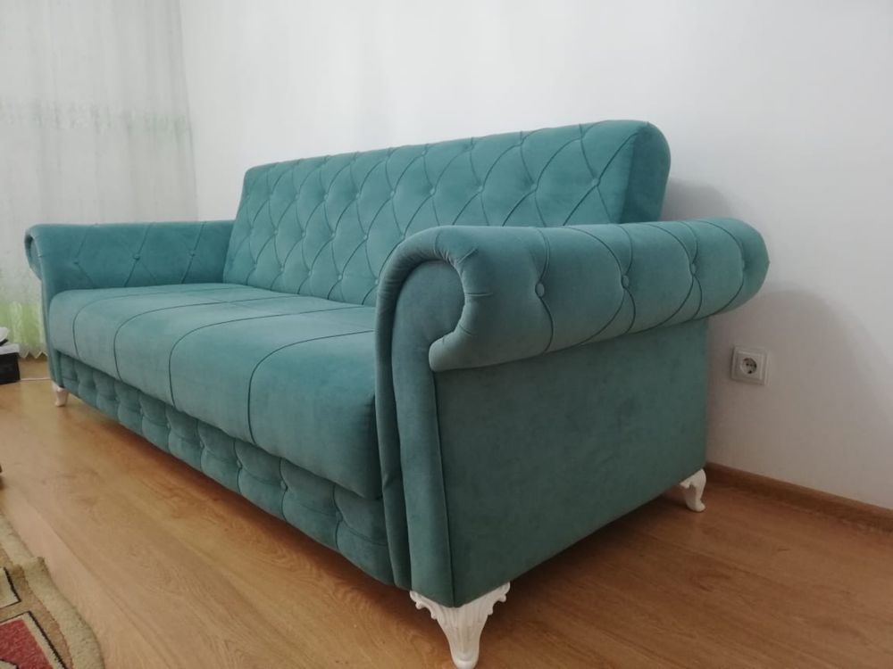 Продам диван велюр