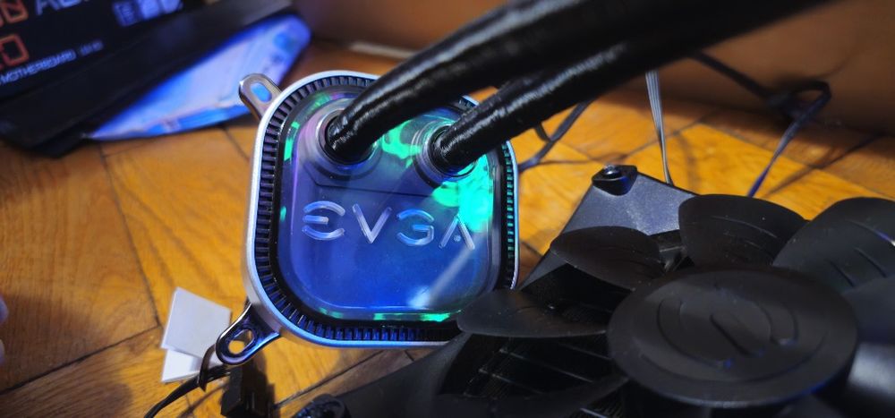 Cooler EVGA 280 / 2x140