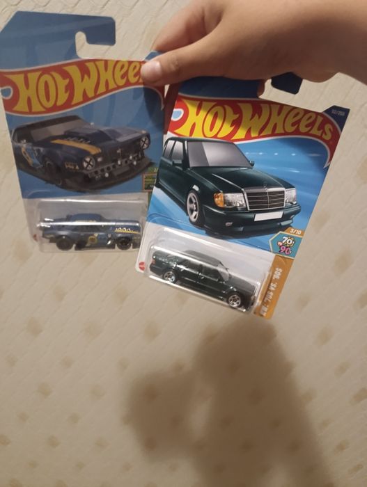 Мерседес и Шевроле от хотвилс