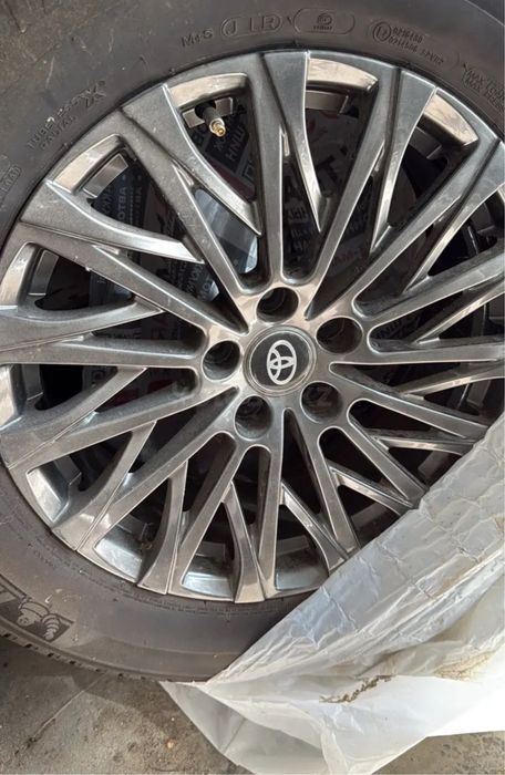 Р18 Тойота Лексус 4шт