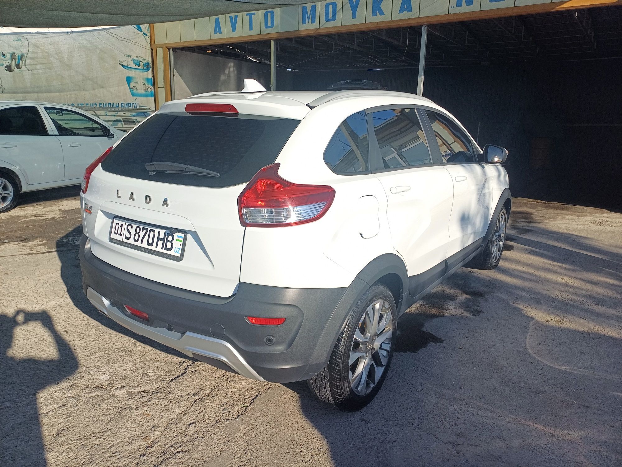LADA XRAY Cross 2020 года.