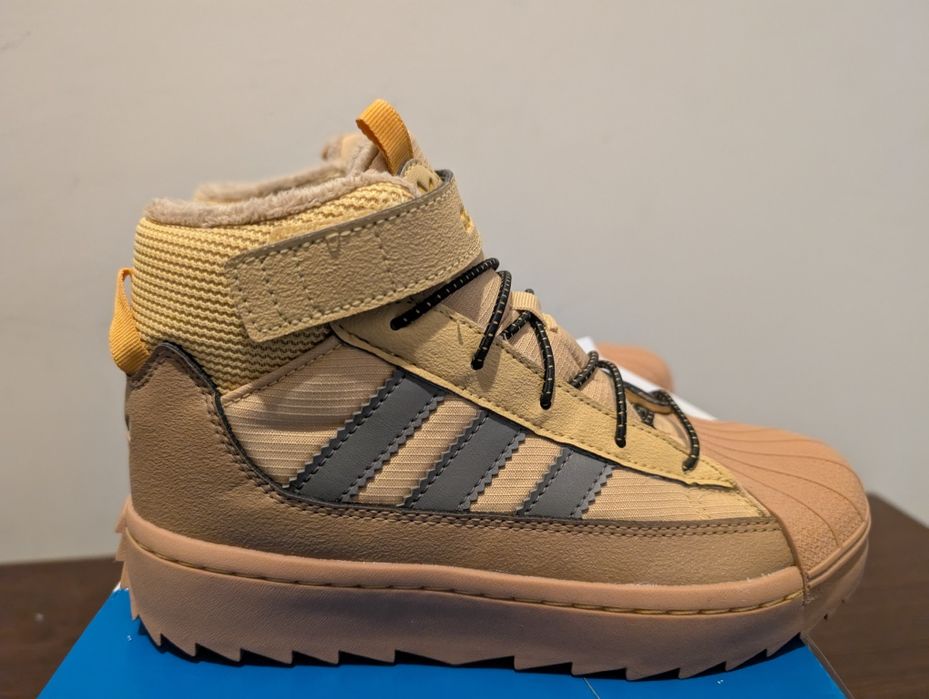 Маратонки за момче Adidas