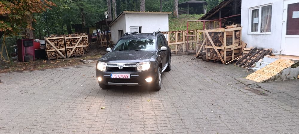 Vând Dacia Duster 1.5 diesel