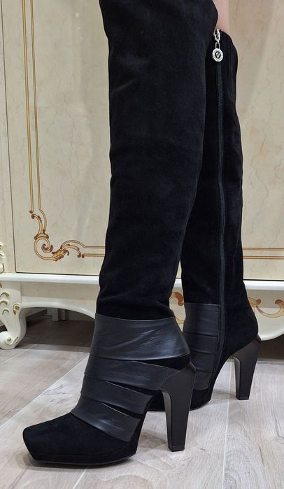 Продаются новые зимние сапоги