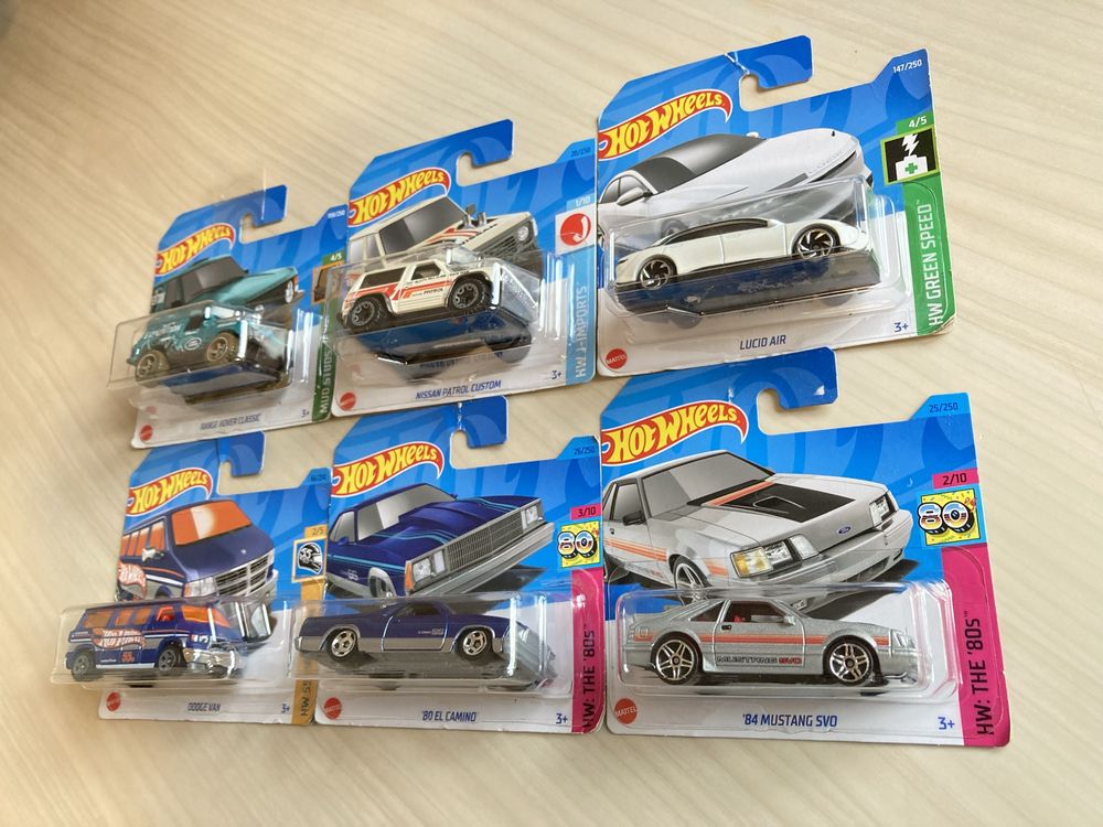 Mașinuțe HotWheels