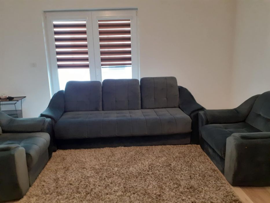 Închiriez apartament