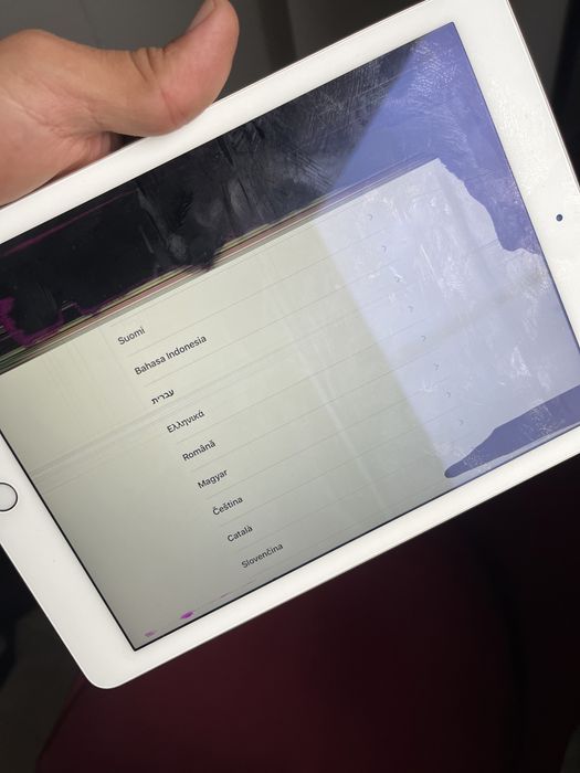 Ipad air a1566 blocat / ecran defect