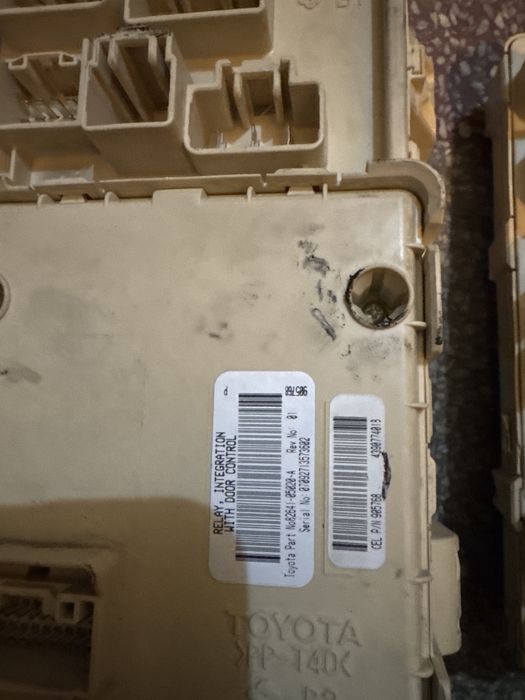 Интеграционно реле Бушониера Тойота