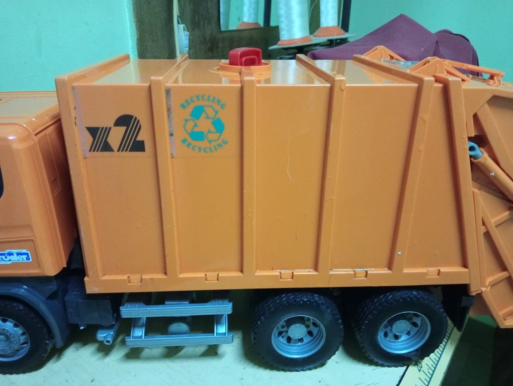Scania Bruder camion