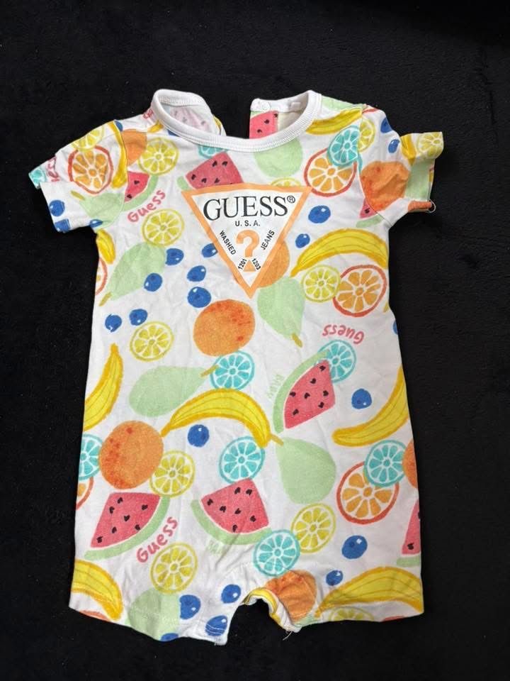 Бебешки дрехи guess