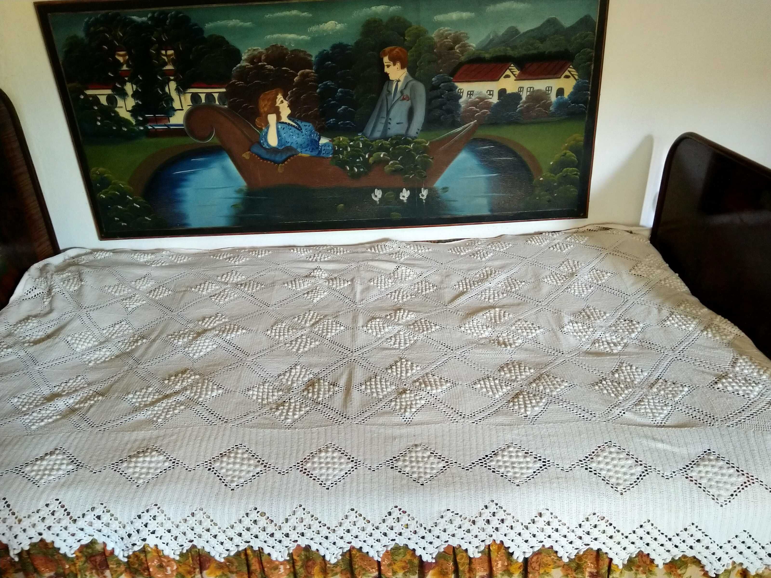 Кувертюра за легло плетена на една кука