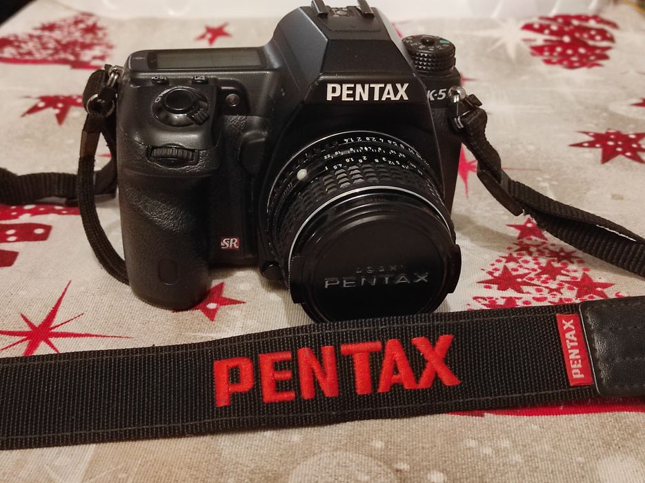 Pentax K-5 plus obiectiv 50mm f1.4