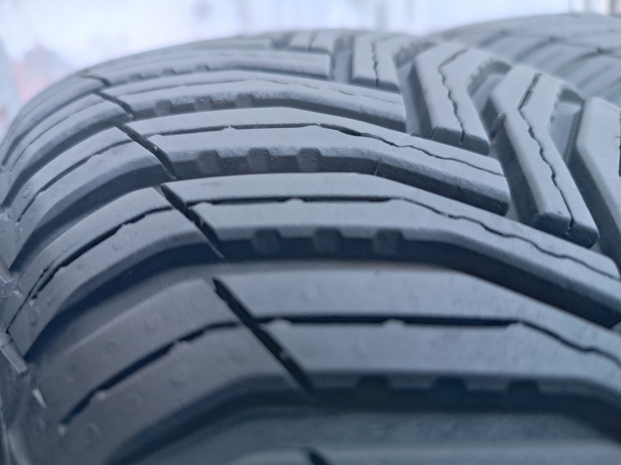 195/65/15 Michelin Дот 2524