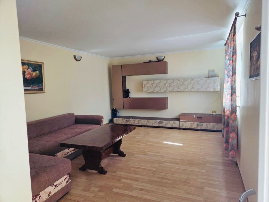 Închiriez Casă Zona centrală ! P+E 100 m!