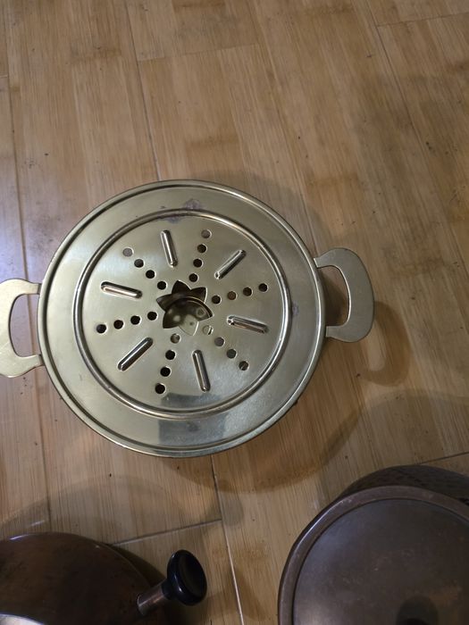 Vase din arama si incalzitor