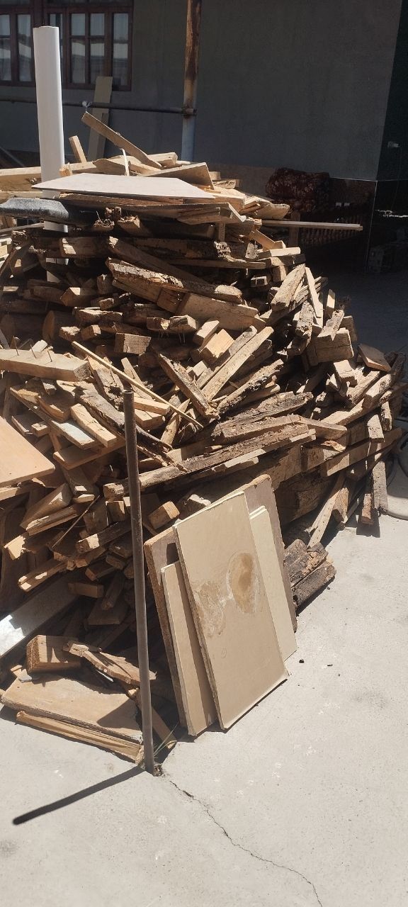1ta moshina  Tayyor otin quruq hammasi taxtga stroykadan chiqqan