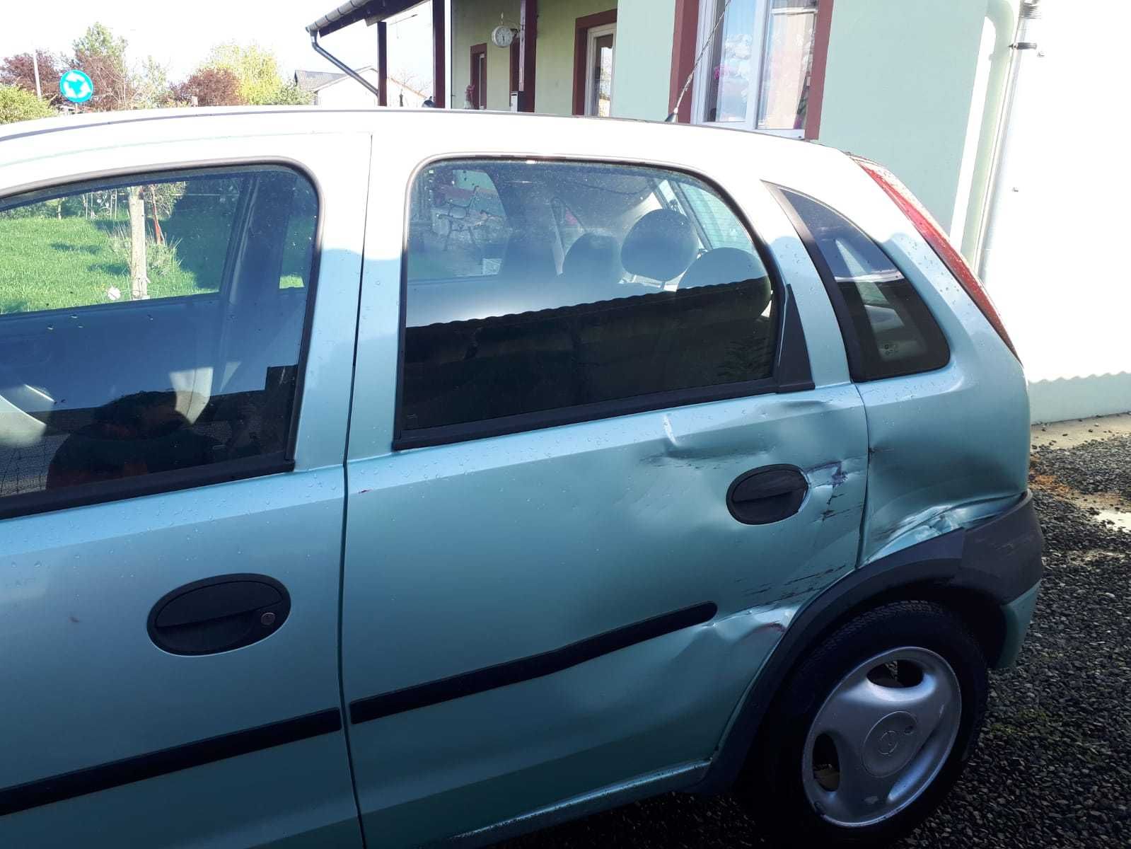 Opel Corsa 1.2 benzina 2001