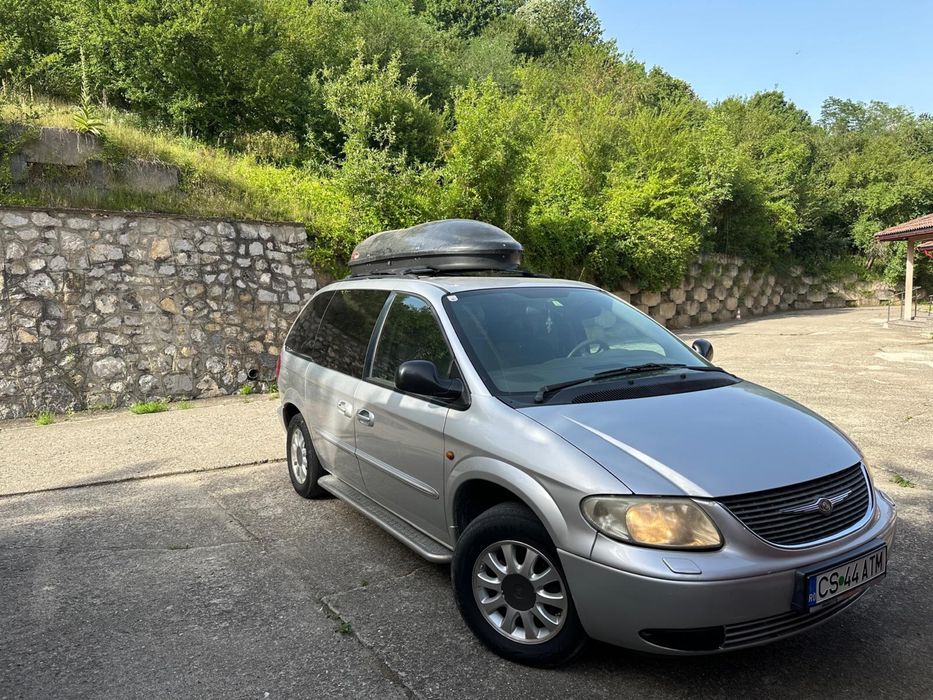 De vanzare Chrysler Voyager
