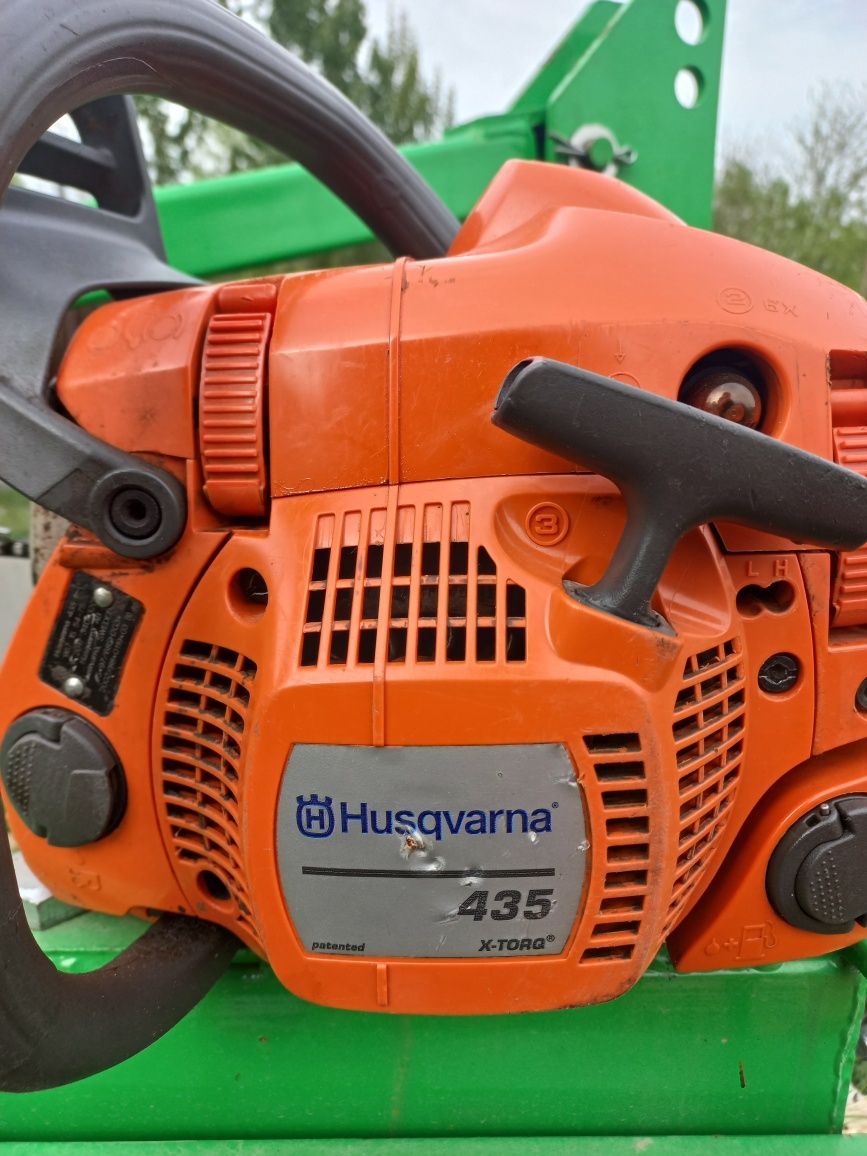 Vând Husqvarna 435