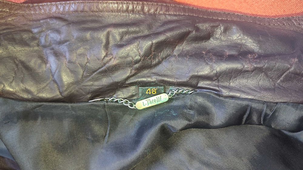 Продавам оригинално италианско яке от естествена кожа