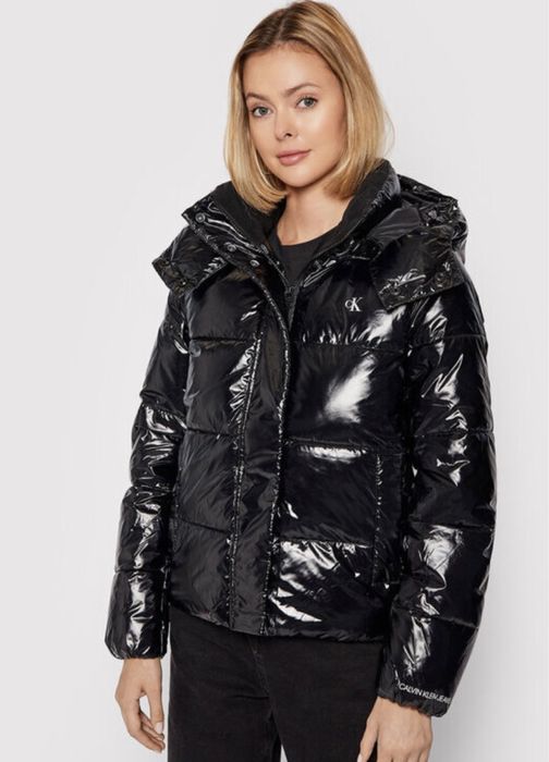 Яке “calvin klein”