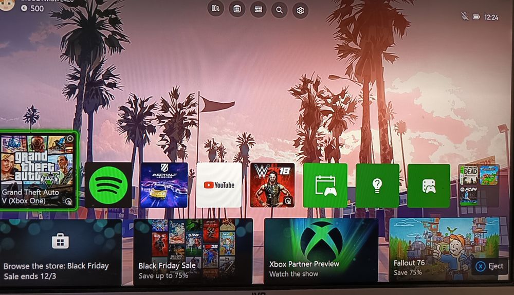 Xbox One S 1TB Alb + Controller original + GTA 5 – Stare FOARTE BUNĂ –