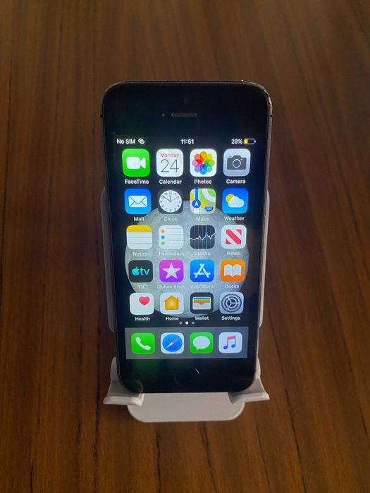 iPhone 5S 16gb sticla sparta fara iCloud!