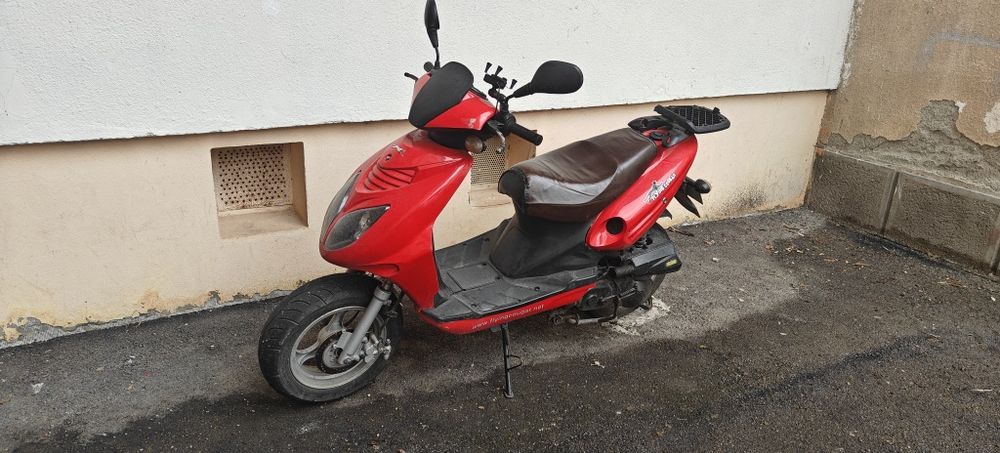 Scuter 50cc 4t jonway
