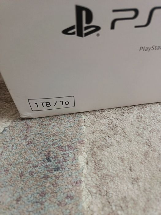 Play Station 5  1Tera