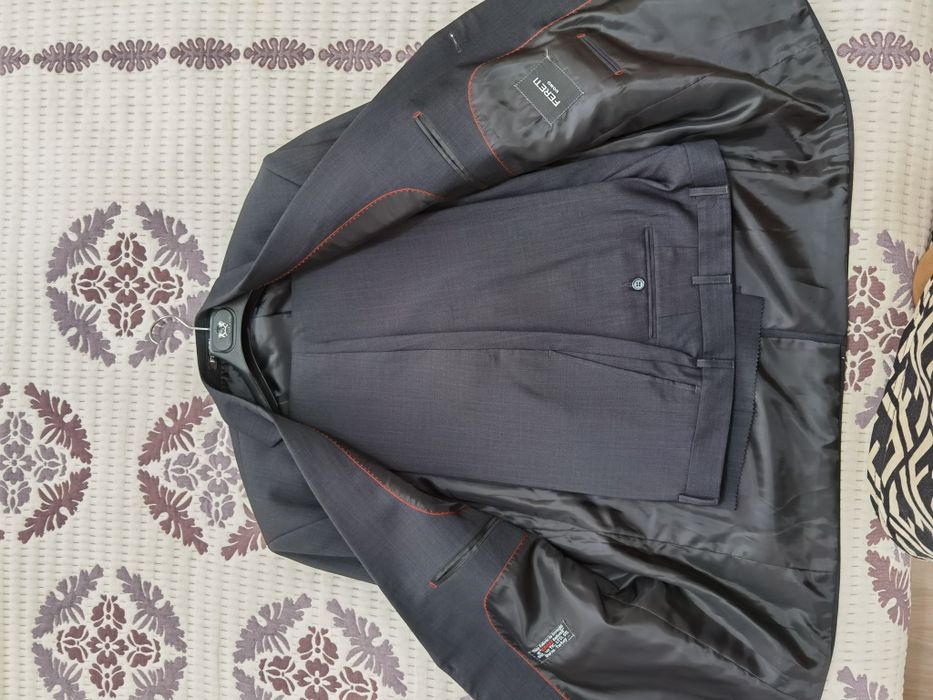 Костюм мужской 58 р.