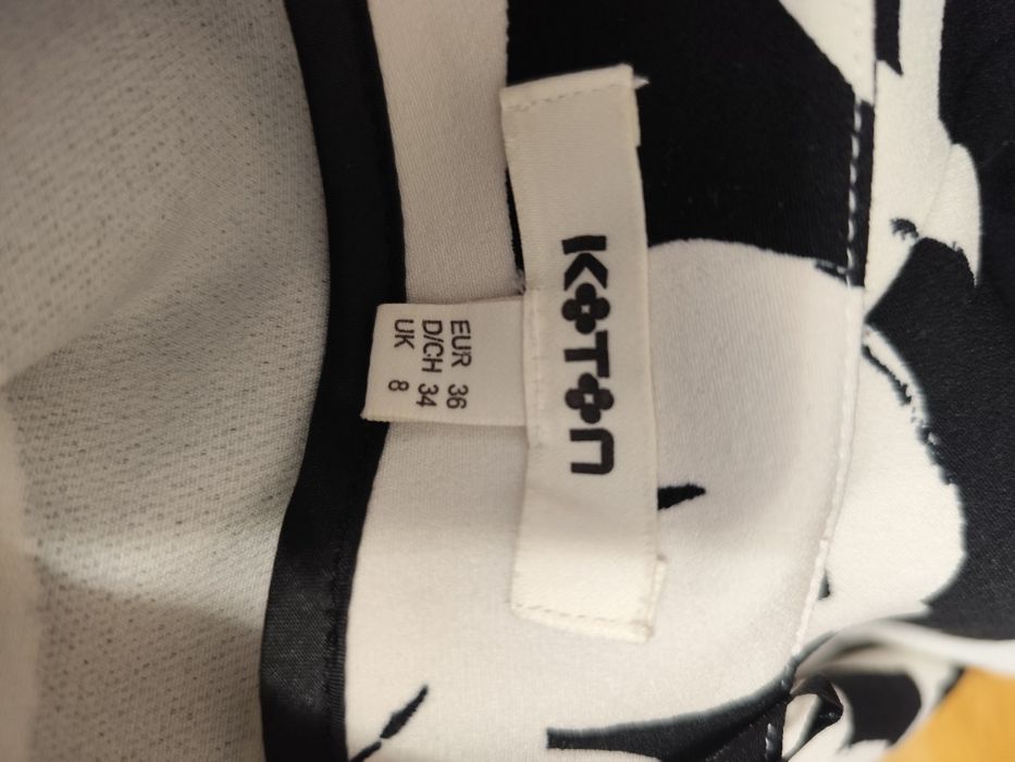 Fusta Koton măsura 36.