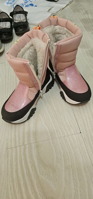 Продается бу сапоги натуральная кожа мех овчина  150 000сум