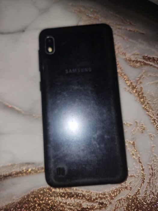 Обменяю Samsung Galaxy a10 на более новый смартфон (iPhone/Android)