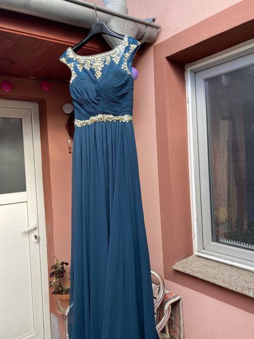 Rochie masura 36 noua potrivita pentru evenimente deisebite